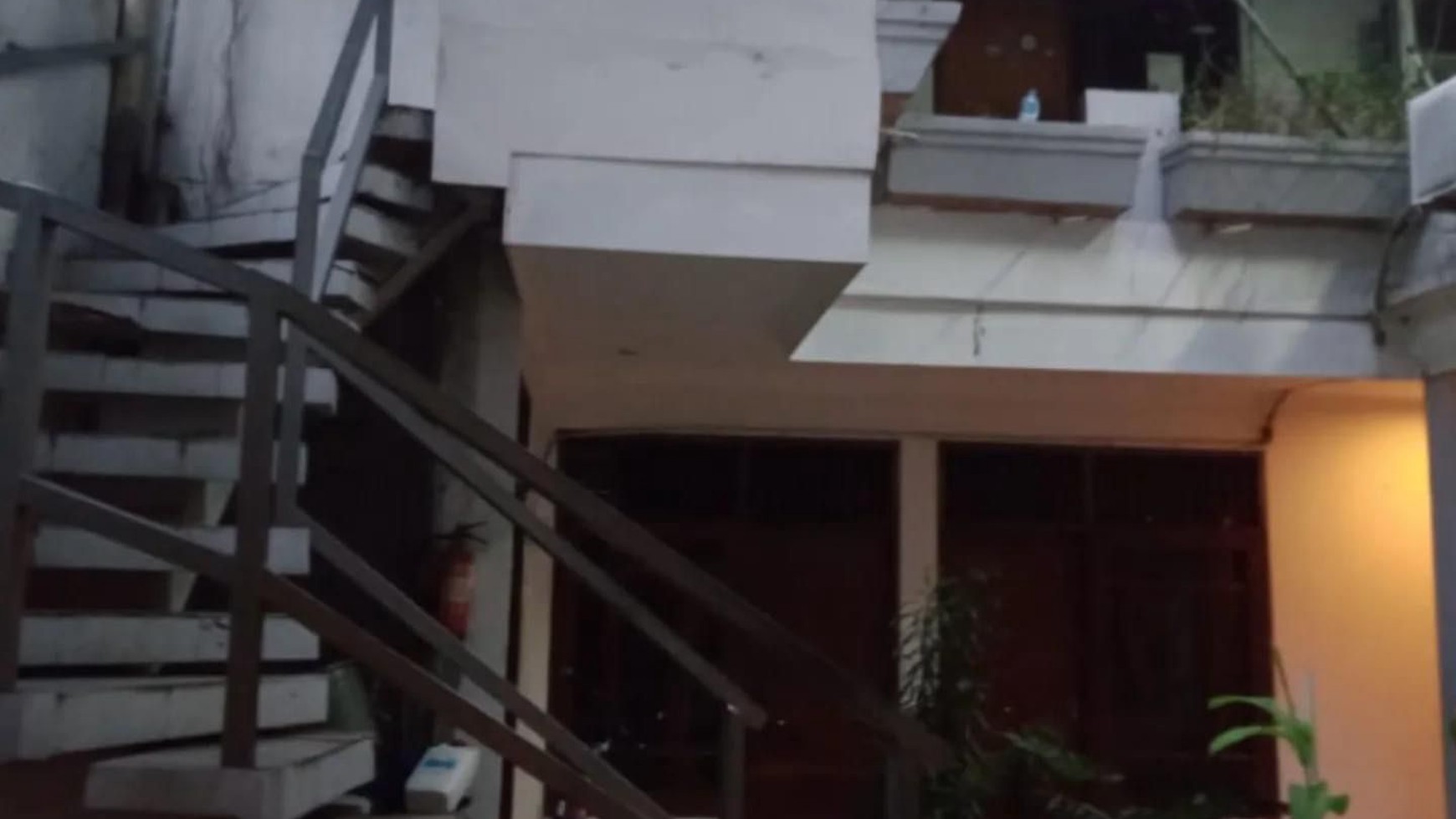 DIJUAL Rumah Siap Huni di Lokasi Strategis Pengadegan Jakarta Selatan