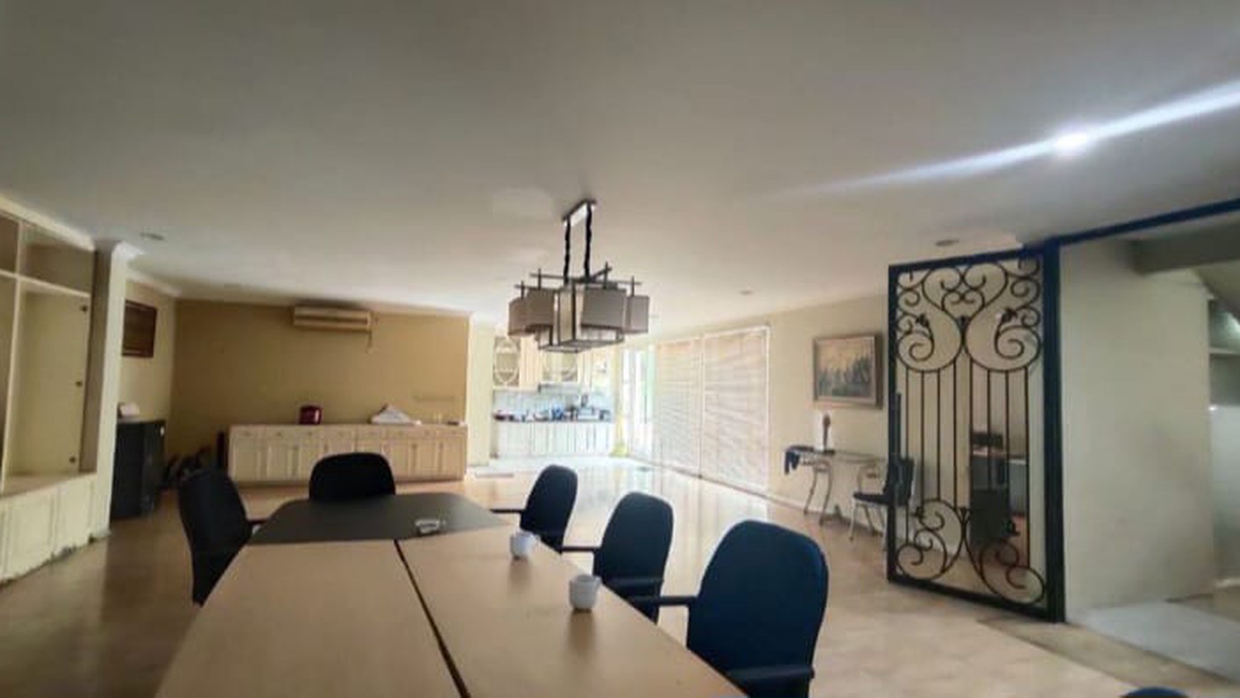 Disewakan Rumah Lokasi Strategis Di Menteng Cocok Untuk Hunian Maupun Kantor