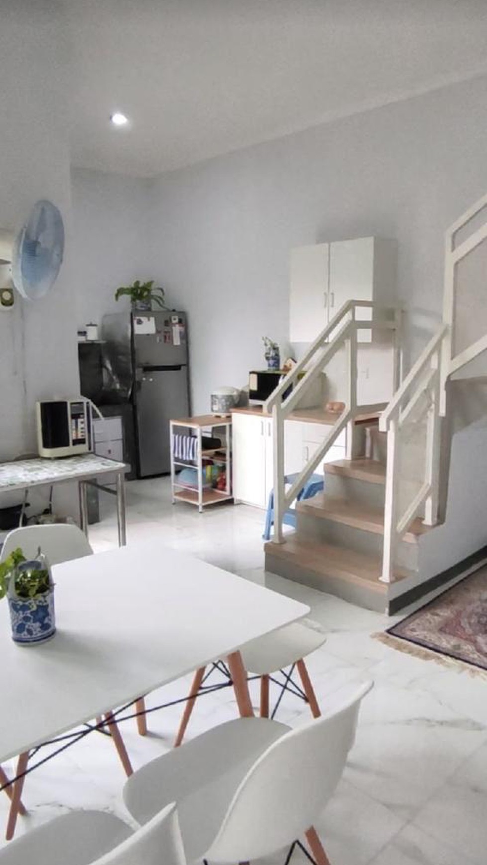 DIJUAL Rumah Cluster Modern Exclusive di lingkungan yang tenang dan nyaman Lebak Bulus Jakarta Selatan