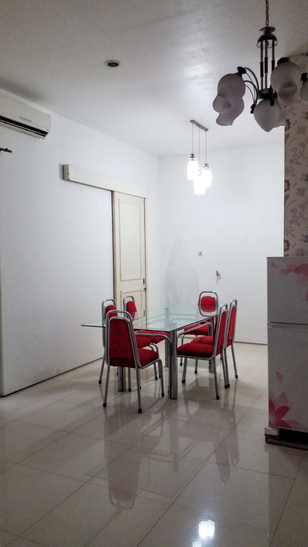 Rumah Cluster Addington Royal Residence, Surabaya