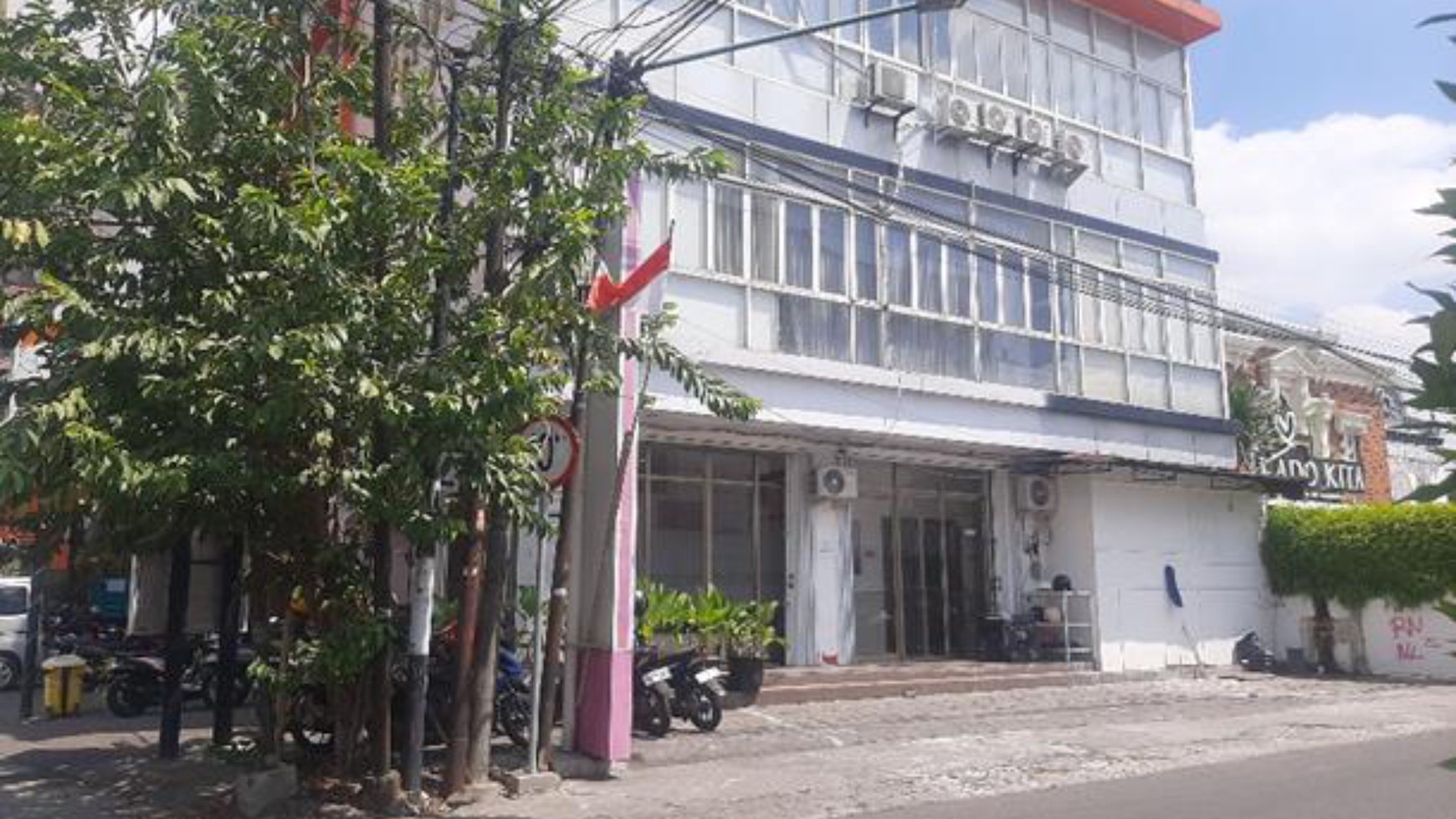 Ruko Strategis Untuk Usaha Di Jalan Prof Yohanes Dekat Galeria Mall