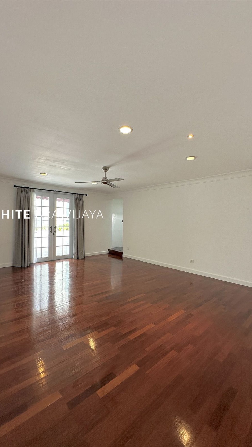 Townhouse American Modern Minimalist Kemang Area