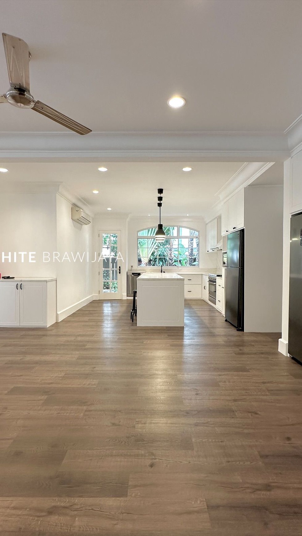 Townhouse American Modern Minimalist Kemang Area