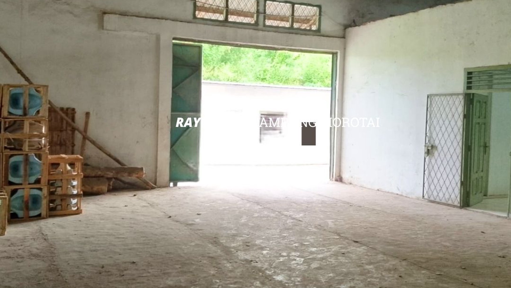 di sewakan area gudang dan rumah