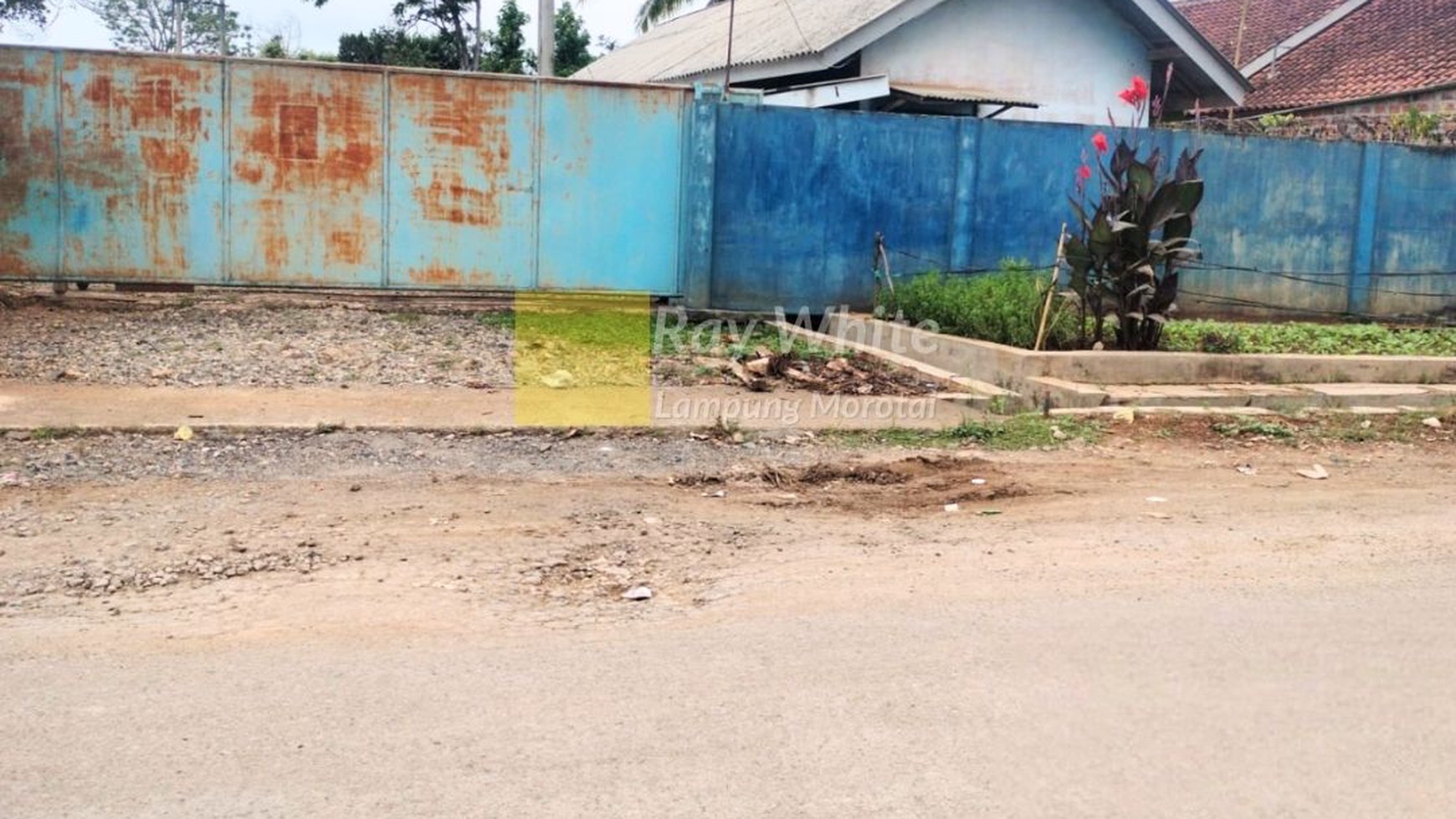 di jual area gudang di nuban lamtengah