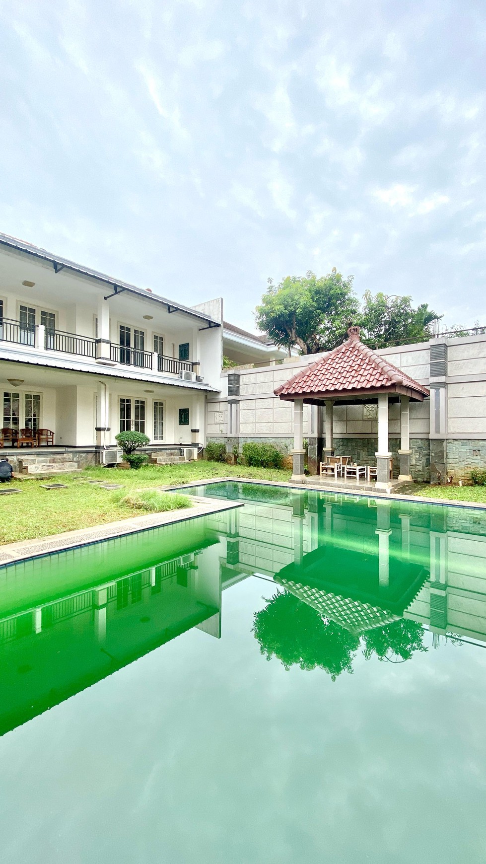 Rumah Siap Huni Lingkungan Tenang Area Kemang