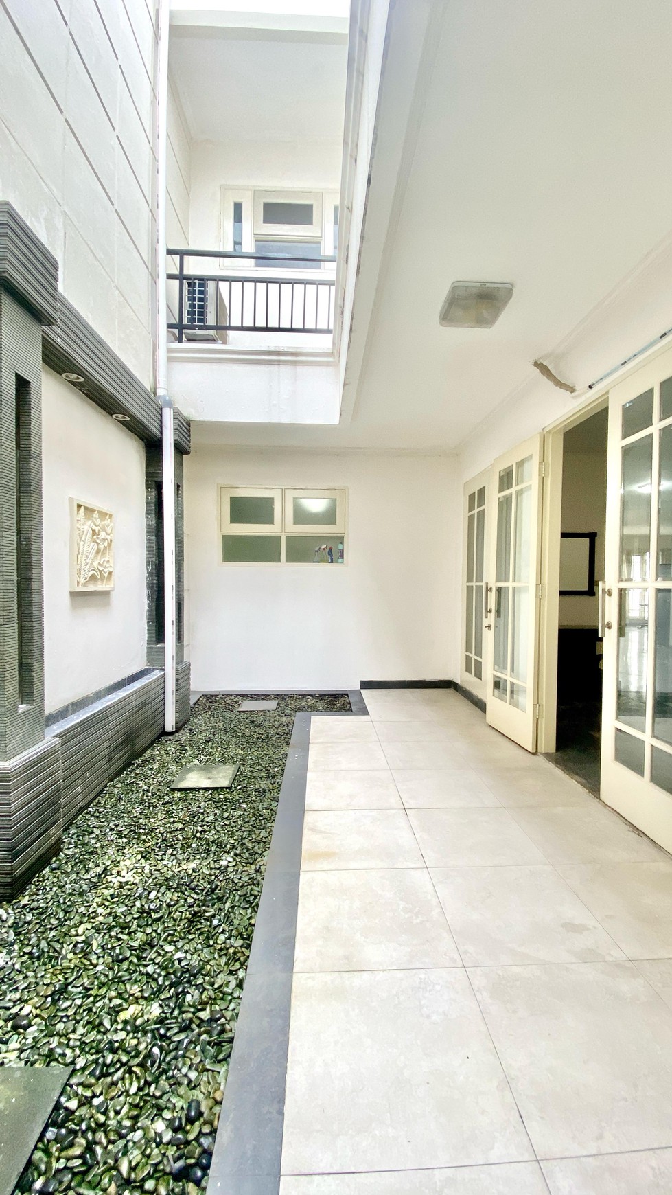 Rumah Siap Huni Lingkungan Tenang Area Kemang