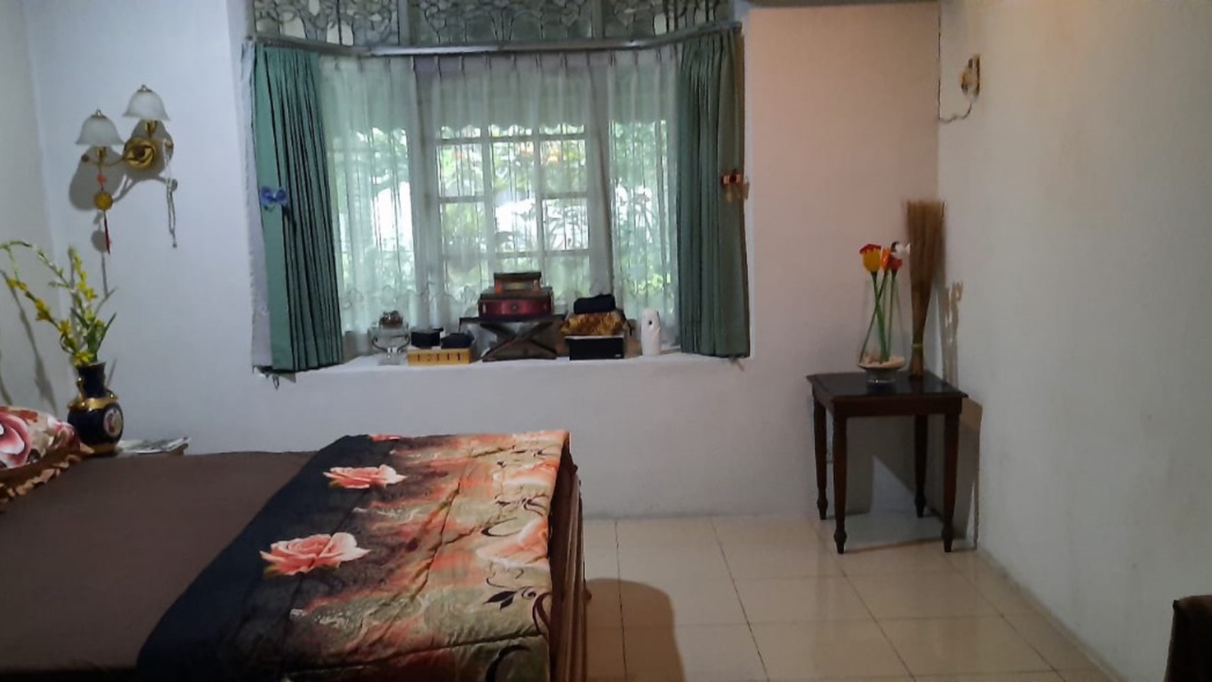 Rumah Luas 2 Lantai di Villa Bintaro Indah. Dekat Stasiun Sudimara