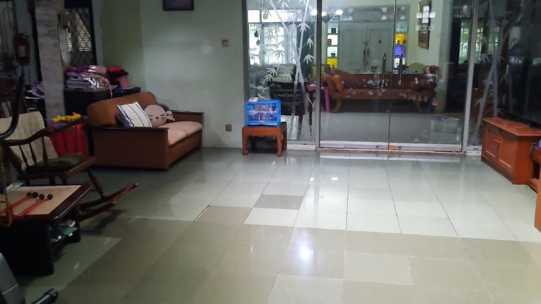 Rumah Luas 2 Lantai di Villa Bintaro Indah. Dekat Stasiun Sudimara