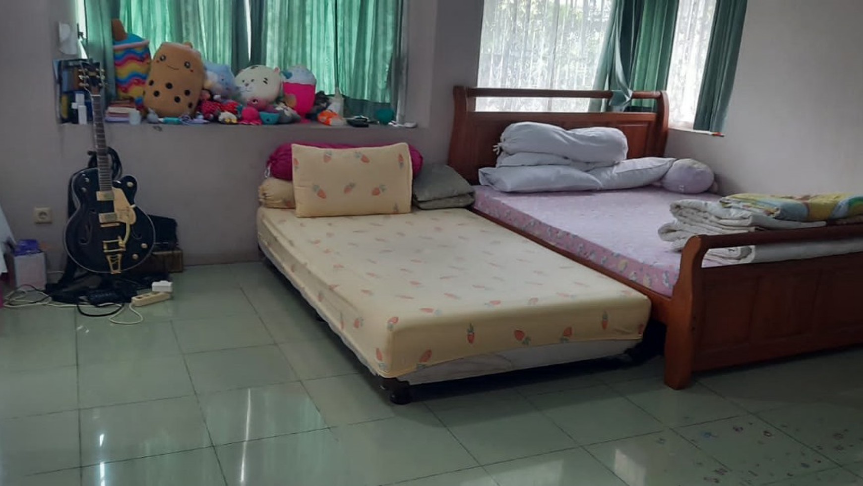 Rumah Luas 2 Lantai di Villa Bintaro Indah. Dekat Stasiun Sudimara