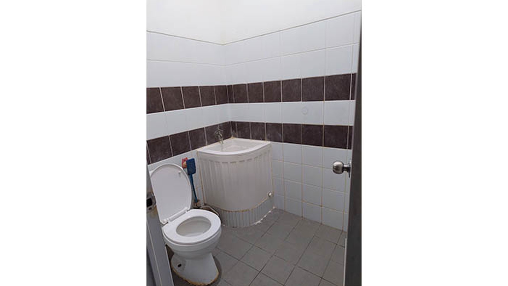 Rumah Kelapa Cengkir Barat, Kelapa Gading Luas 6x15m2