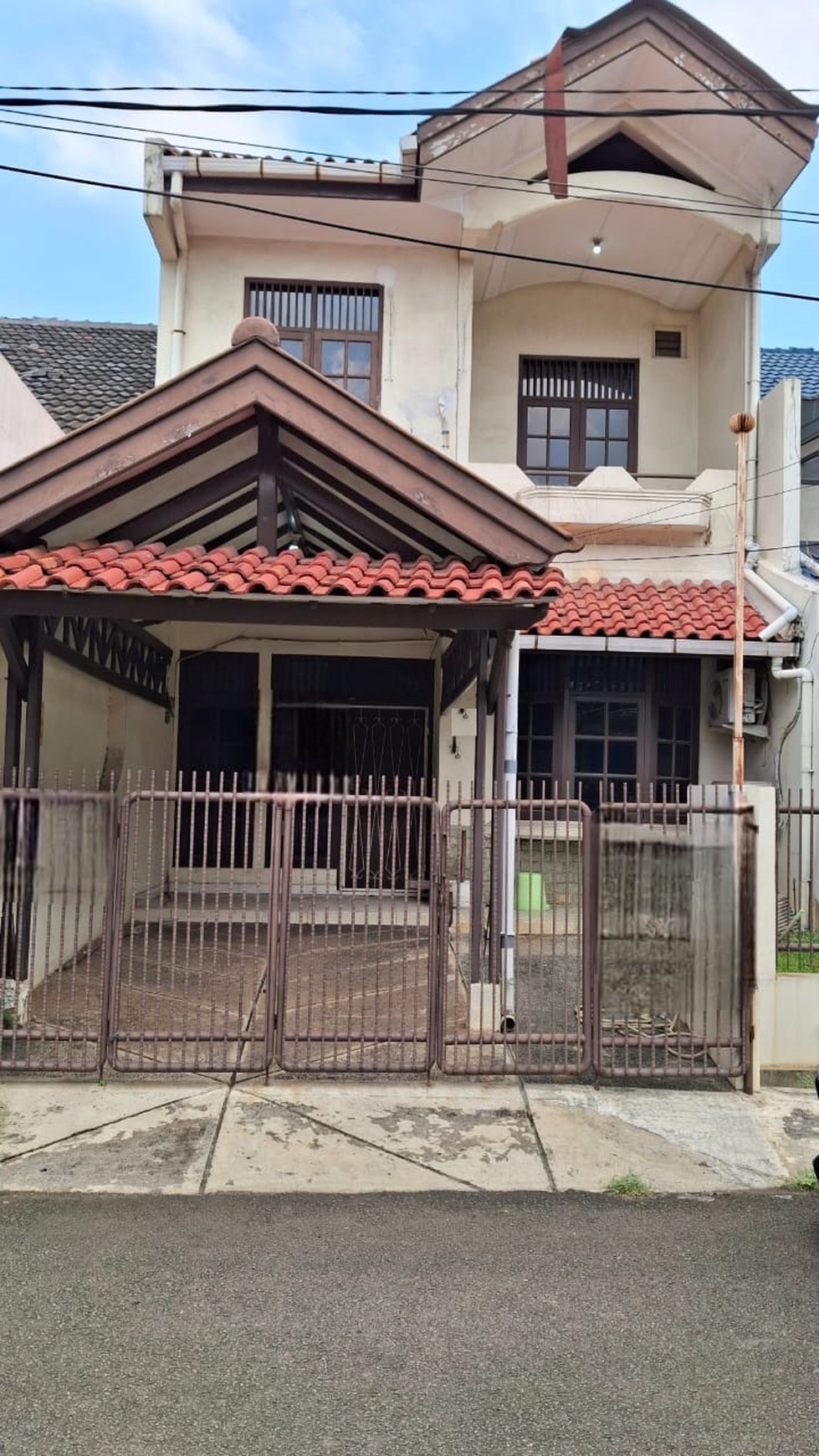 Rumah 2 Lantai di Jl Bintaro Melati Bumi Bintaro Permai Pesanggrahan Jakarta Selatan