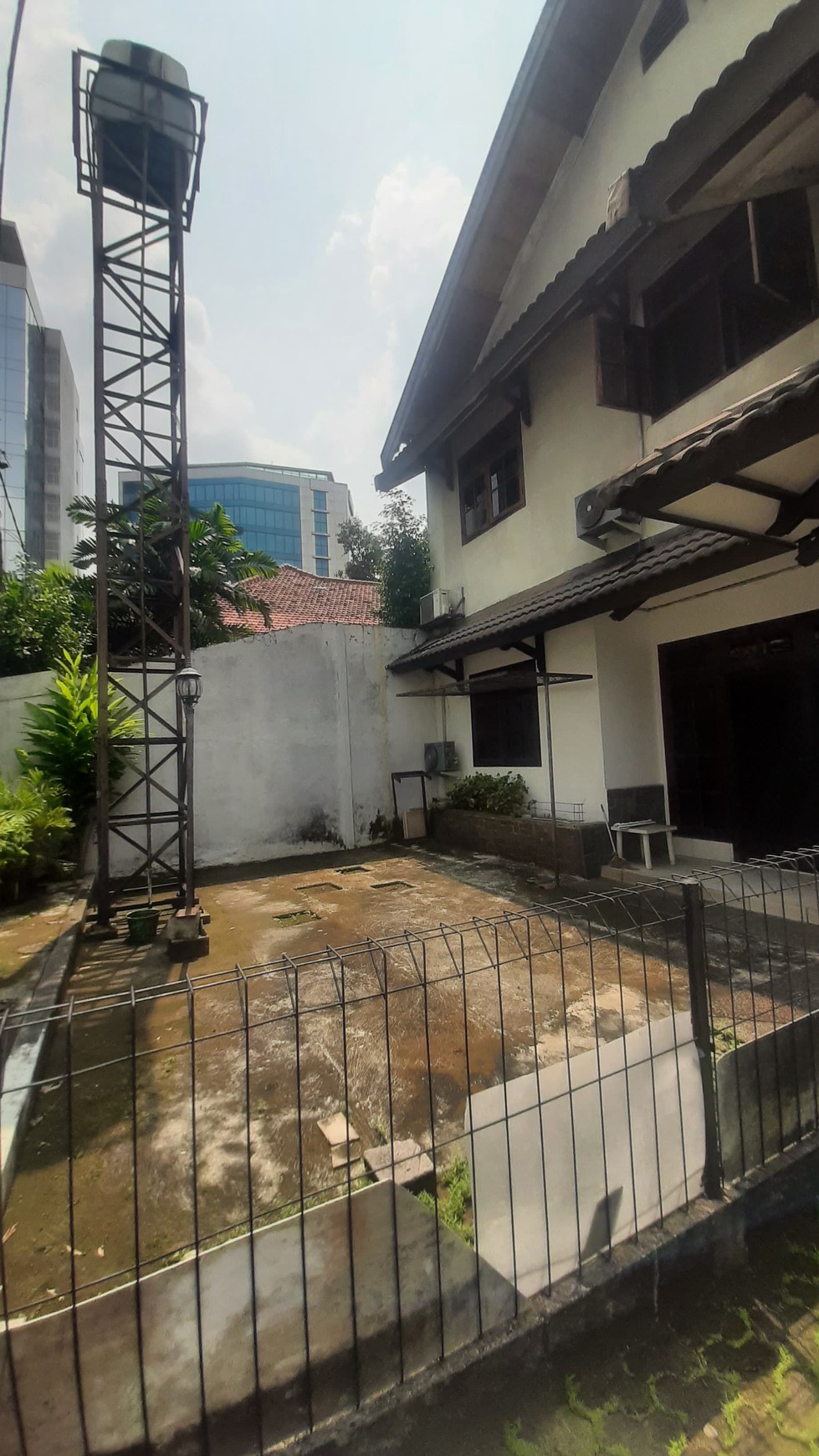 RUMAH DIJUAL JALAN TULODONG BAWAH KEBAYORAN BARU JAKARTA SELATAN