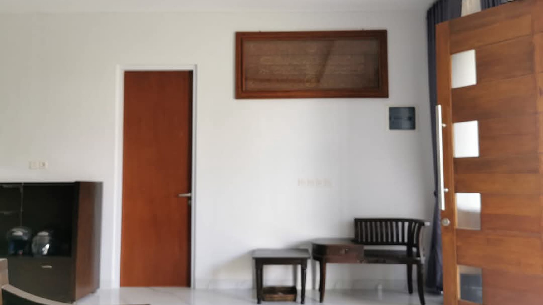 Turun Harga Fully Furnished, Bebas Banjir Siap Huni di Pondok Kacang Timur, Pondok Aren, Tangerang Selatan.