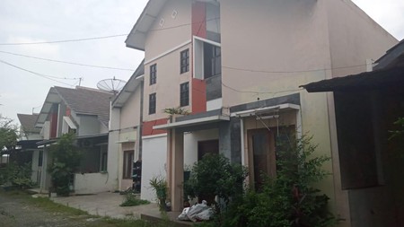 Rumah Dalam Perum Gading Recency II Kartosuro Sukoharjo