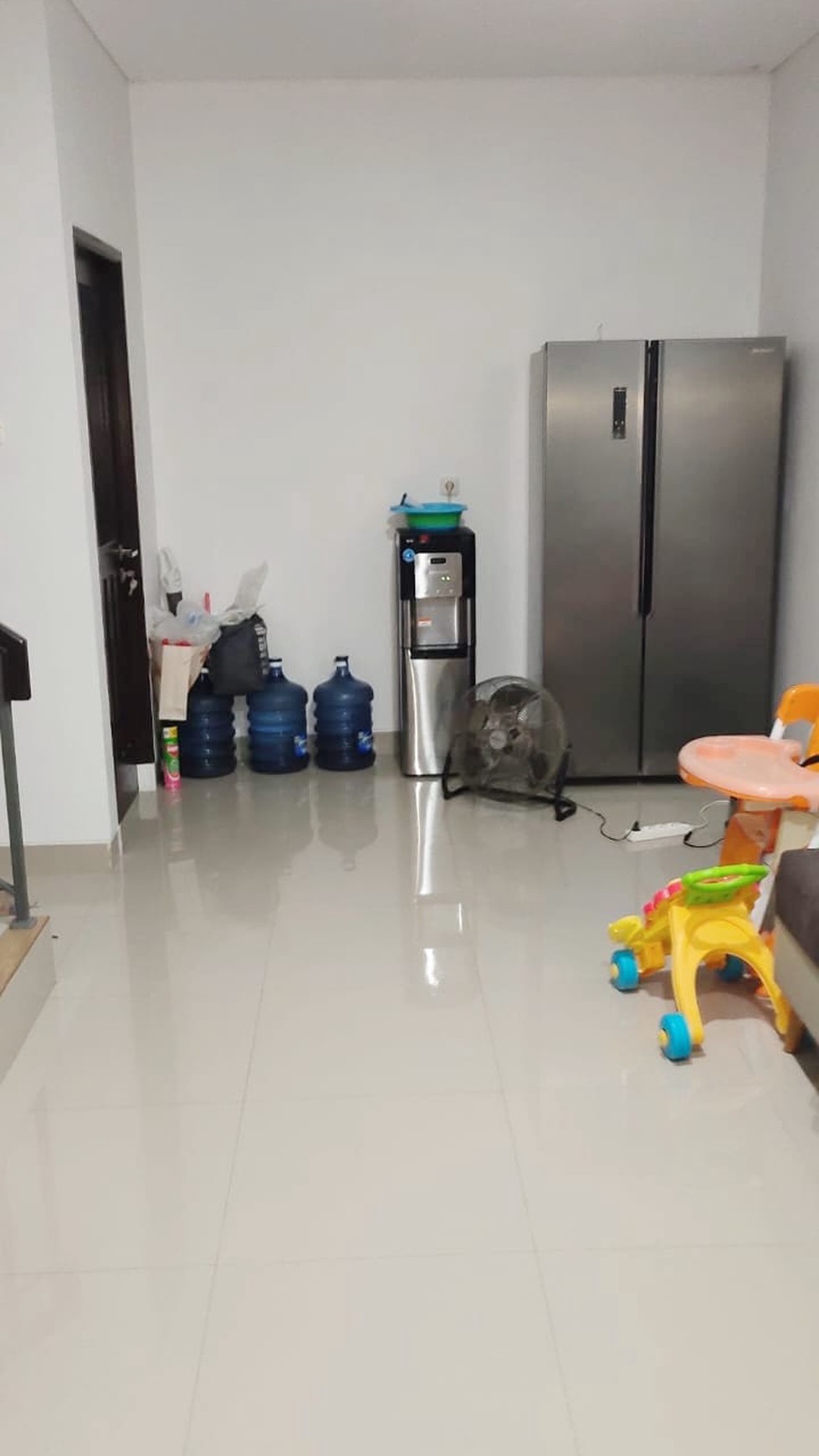 Pasar kemis Suvarna Abazia Tangerang Banten Dijual cepat strategis siap huni