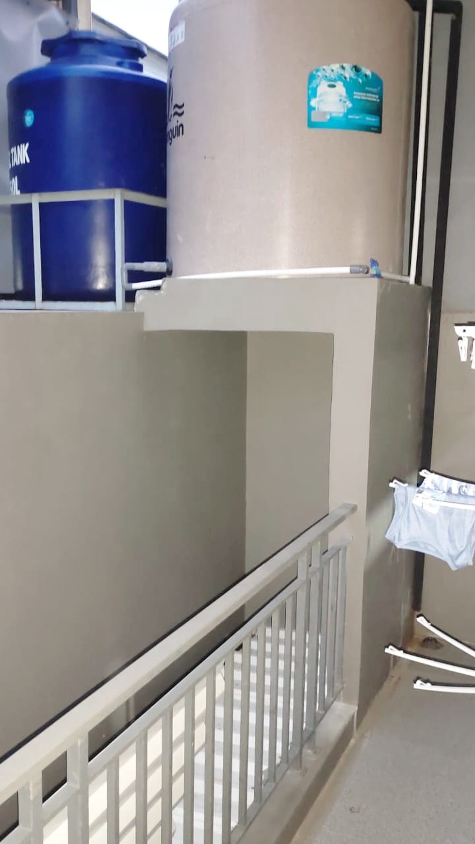 Pasar kemis Suvarna Abazia Tangerang Banten Dijual cepat strategis siap huni