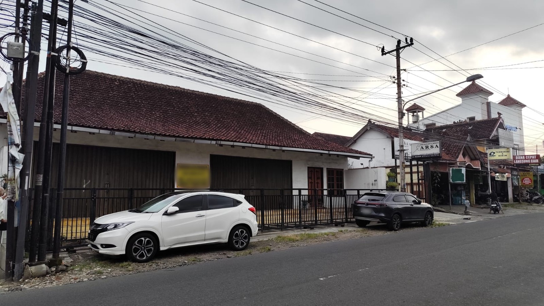 Tanah Dan Bangunan 942 Meter Persegi Lokasi Dekat Pasar Godean Sleman