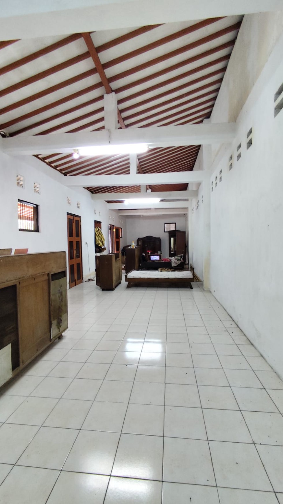Tanah Dan Bangunan 942 Meter Persegi Lokasi Dekat Pasar Godean Sleman