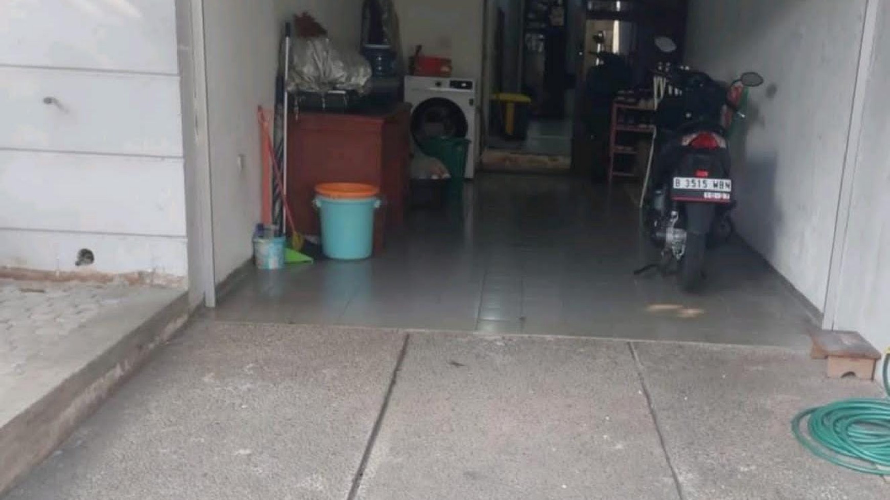 Di jual cepat rumah di Cirendeu