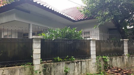 Di jual cepat rumah di Cirendeu 