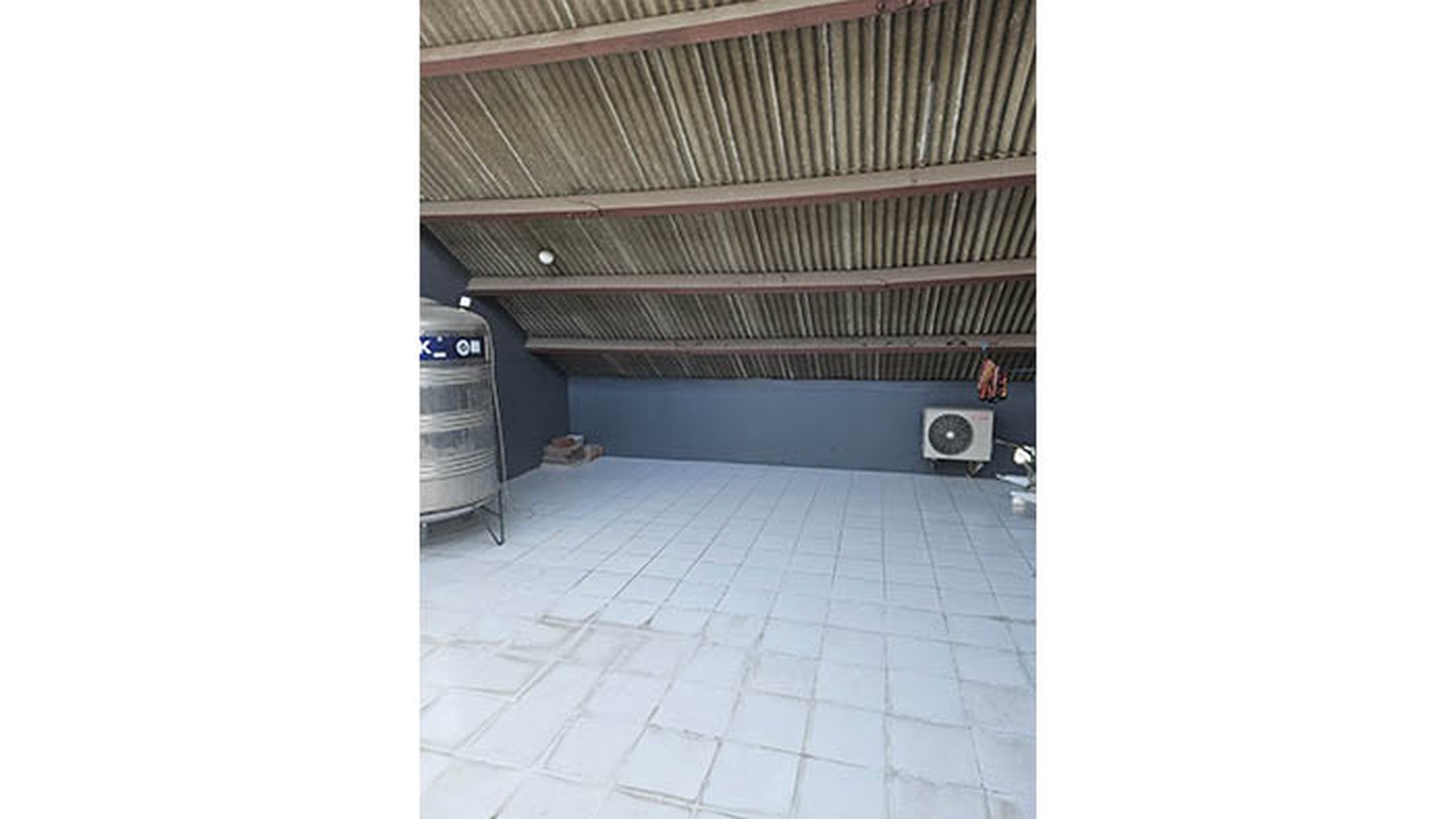 Ruko Gading Kirana Timur, Kelapa Gading. Dalam kompleks / tidak hadap jalan raya. Ex kantor