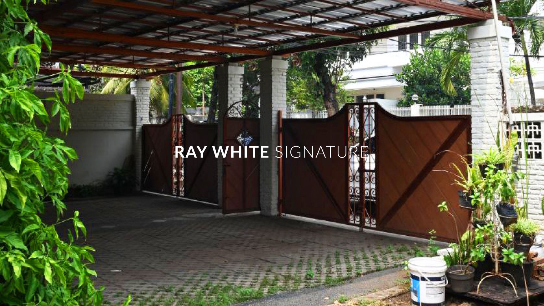 Rumah Lama Terawat di Jl Wijaya VII Lokasi Prime