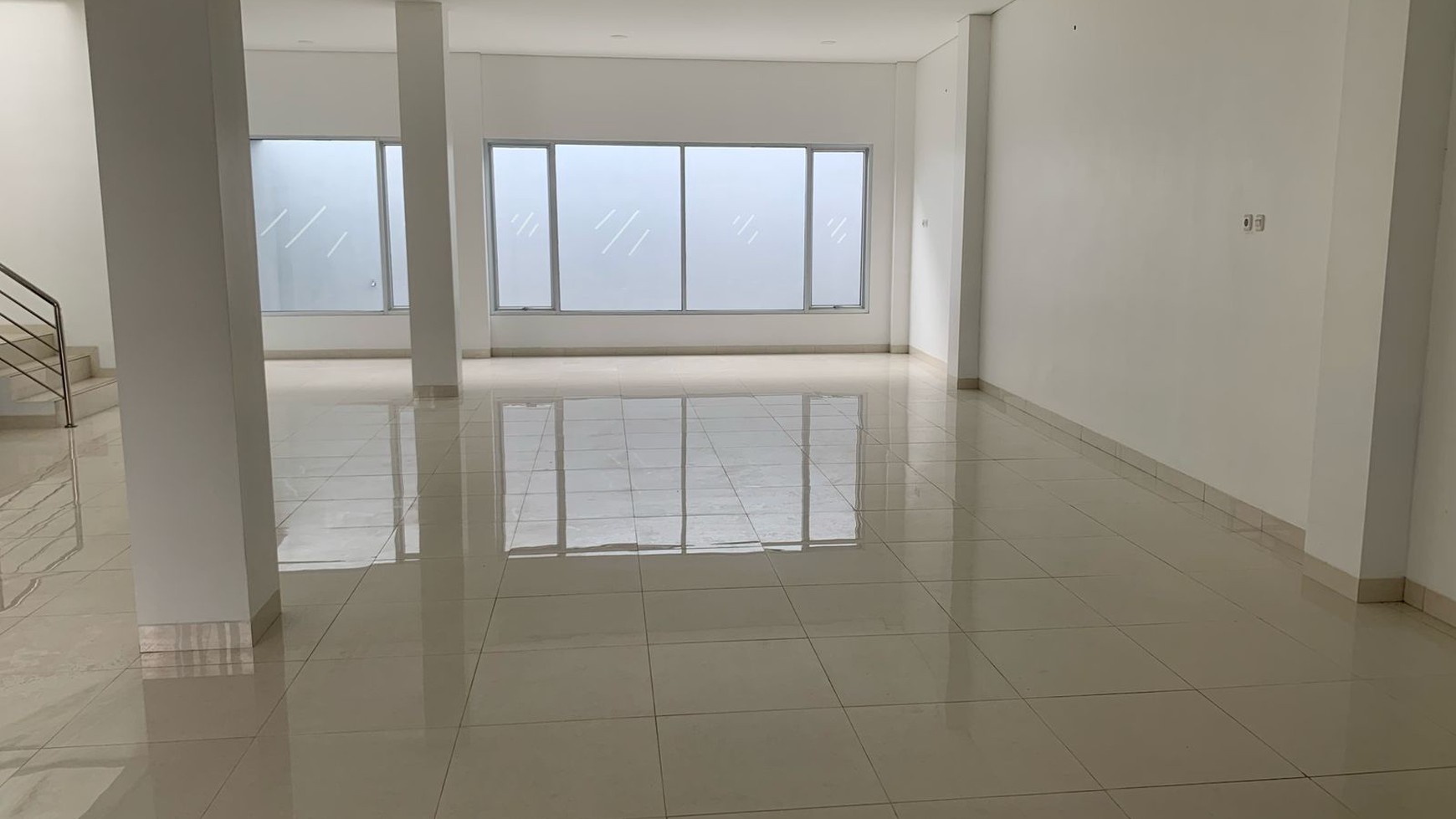 Disewakan Ruko 2 Pintu di Tanjung Karang Pusat