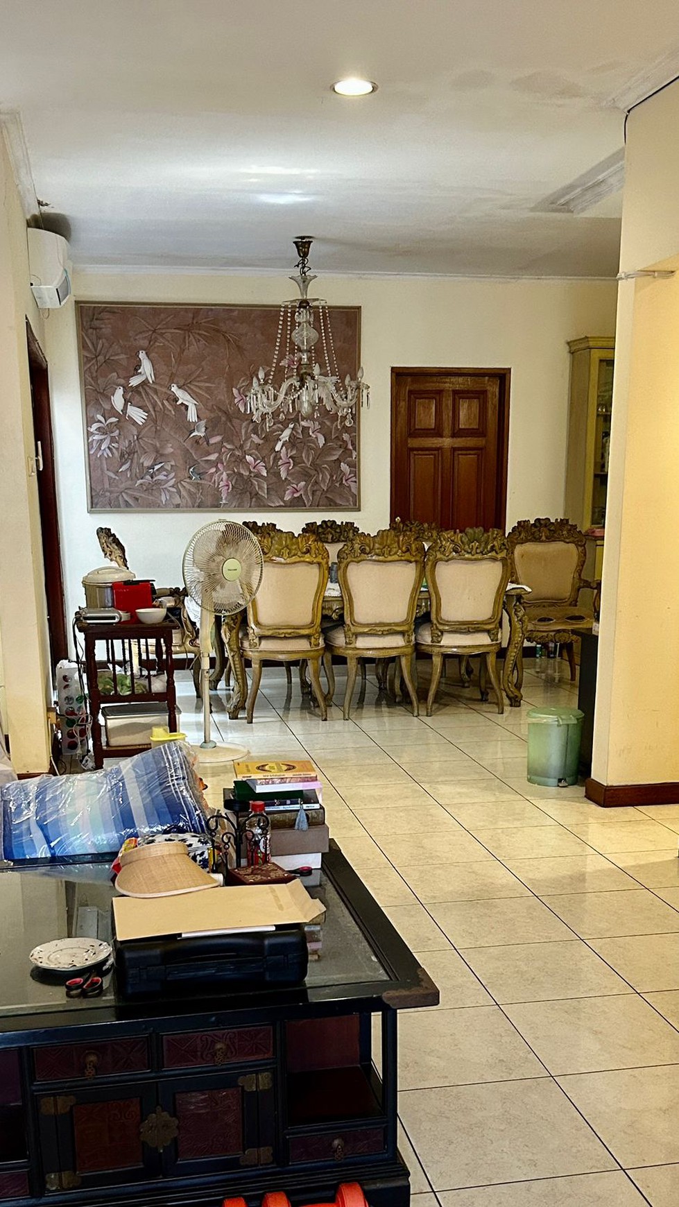 FOR SALE Rumah klasik terawat pondok indah