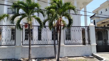 DIJUAL RUMAH MEWAH MODEL AMERICAN CLASSIC