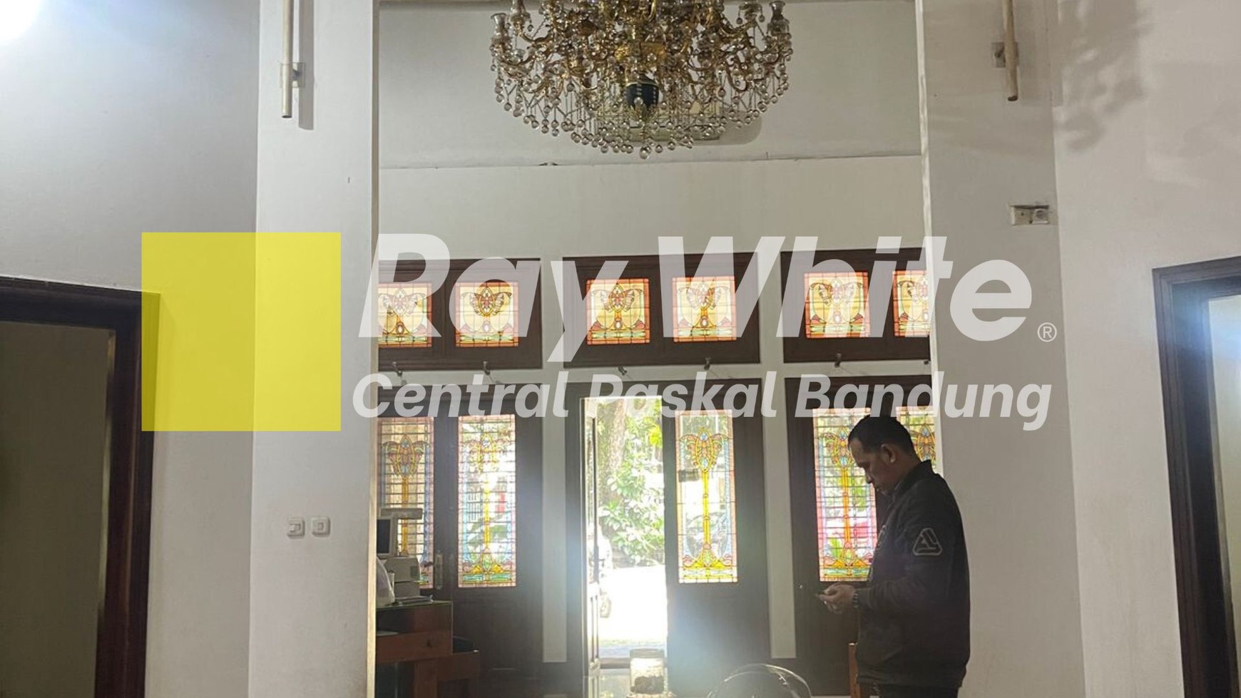 Rumah di Sayap Riau Heritage Tipe B Kota Bandung