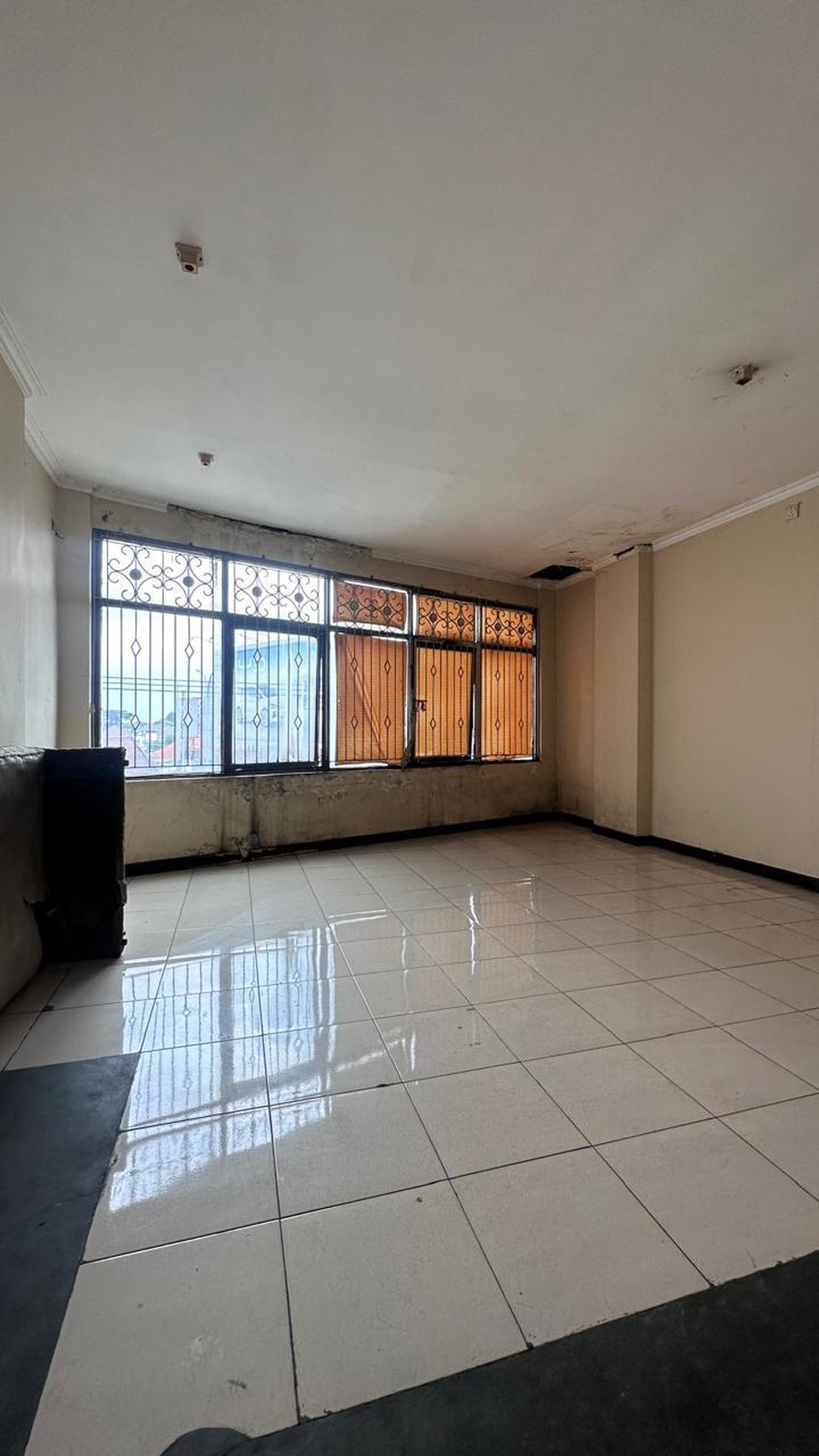 Rumah 3½ Siap Huni dengan Hunian Nyaman dan Asri di Serpong