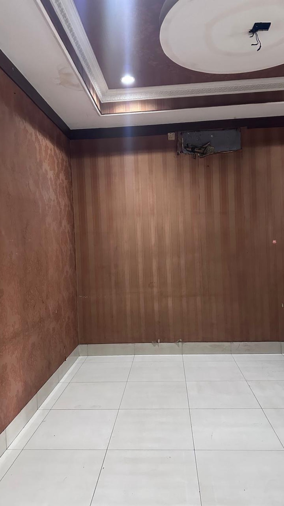 Rumah 3½ Siap Huni dengan Hunian Nyaman dan Asri di Serpong