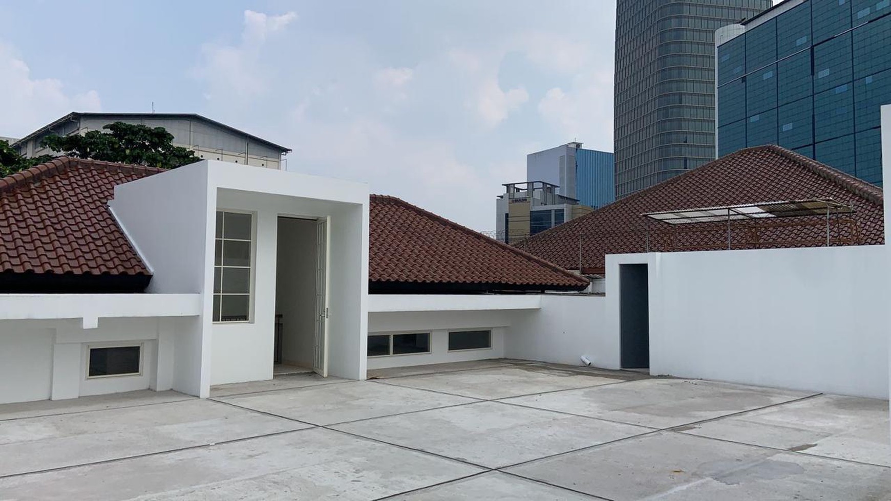 Disewakan Rumah Nyaman Bersih Siap Huni di Setiabudi, Jakarta Selatan
