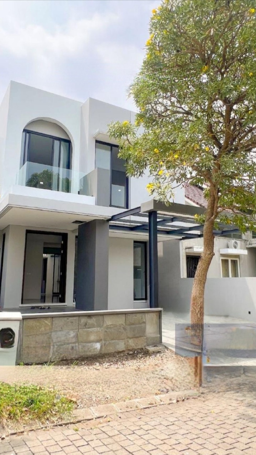 Dijual Rumah Woodland Citraland Surabaya Spesial 2 Masterbedroom Di Lantai 1 Dekat Uc, Hokky Buah , Ciputra Hospital