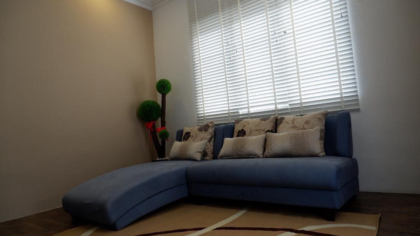 DIJUAL CEPAT RUMAH MODERN minimalis di Gading Indah Utara, dekat pantai Kenjeran, Surabaya Timur