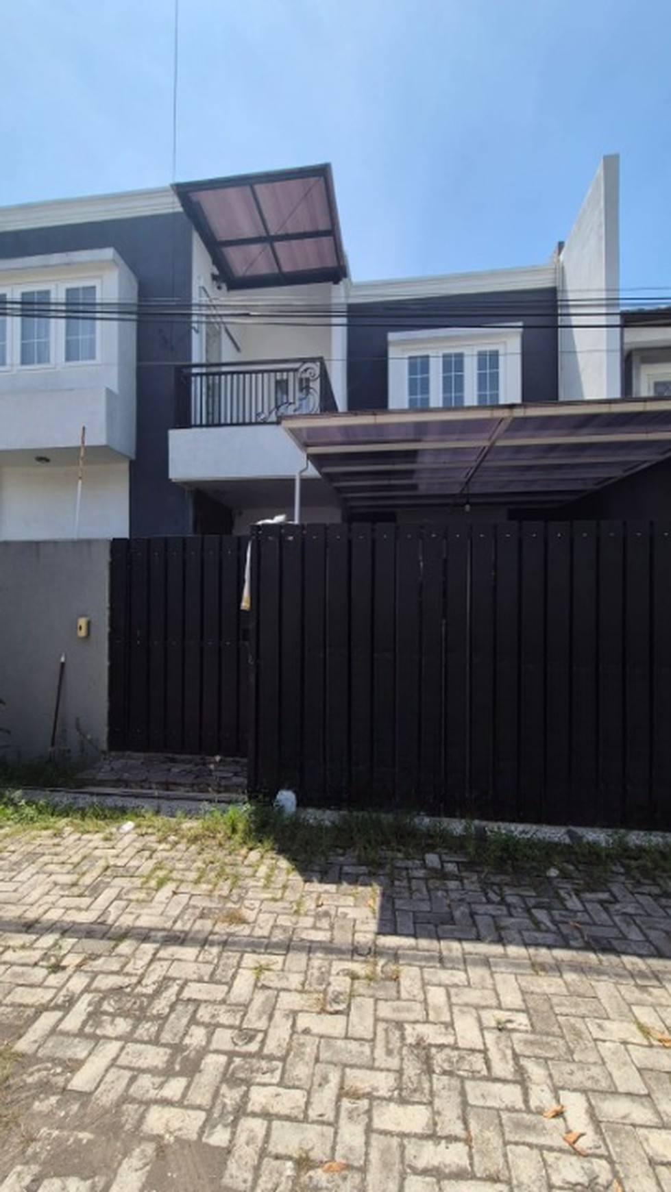 DIJUAL CEPAT RUMAH MODERN minimalis di Gading Indah Utara, dekat pantai Kenjeran, Surabaya Timur