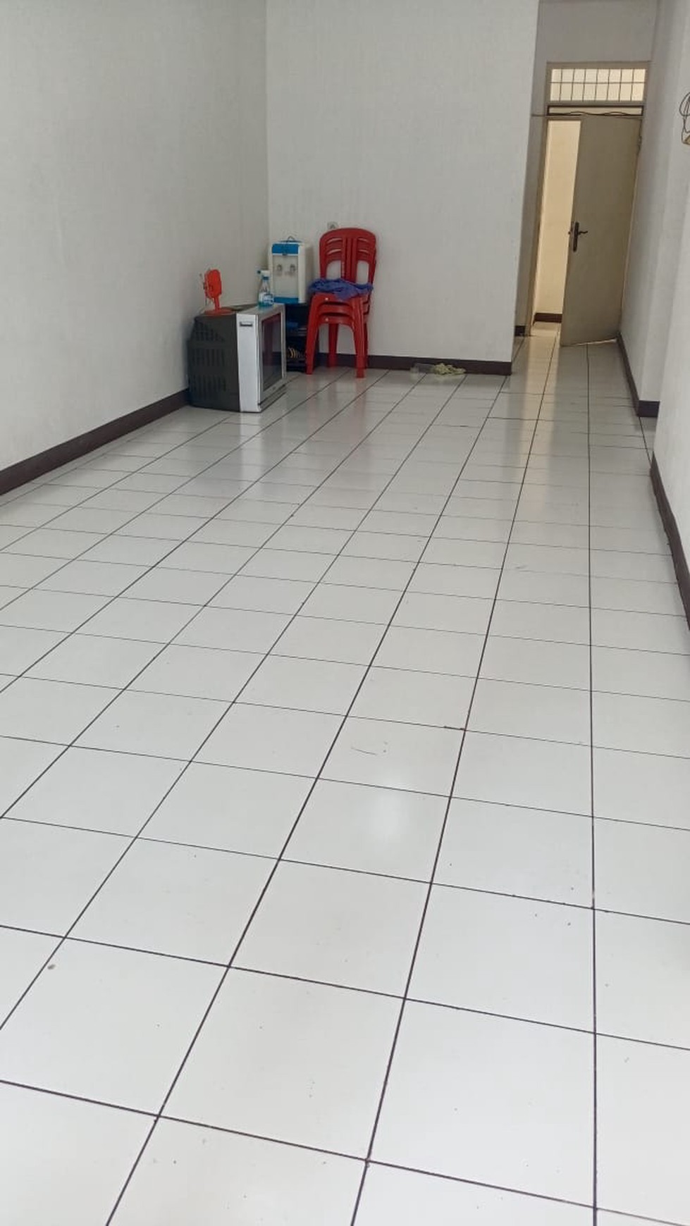 Rumah Minimalis 1,5 Lantai di Taman Kopo Indah