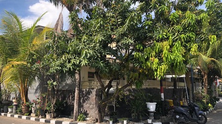 Rumah dijual di Babatan Pratama