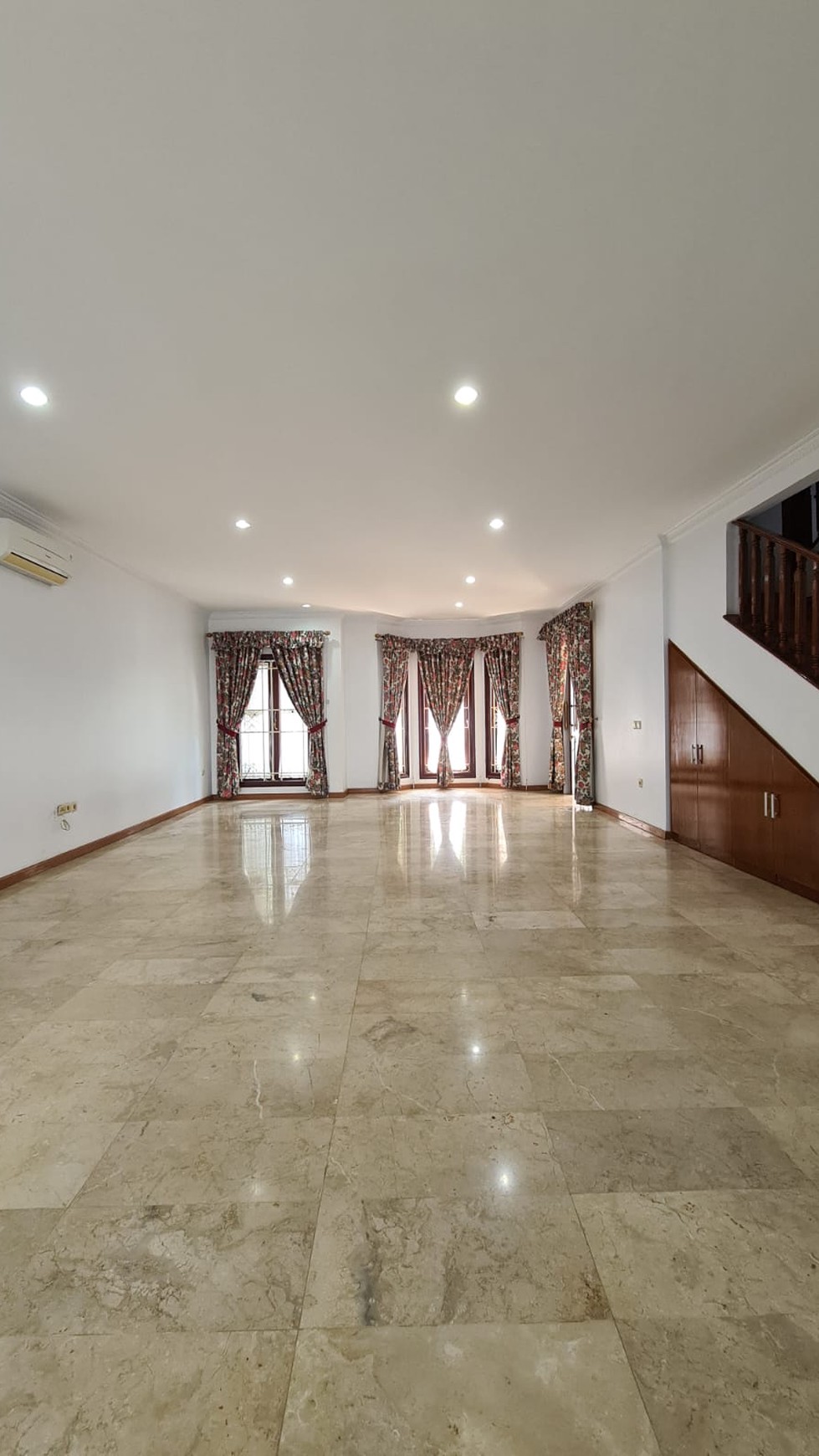 Rumah for rent in ampera kemang jakarta selatan 
