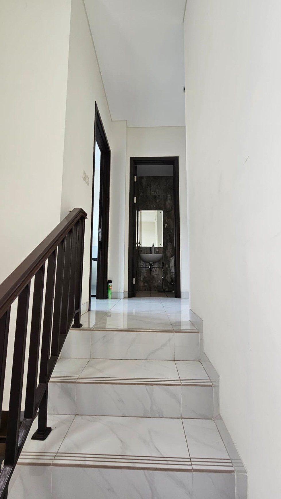 Dijual Rumah Furnish Di Lavon City Cluster Allura dekat dengan 3 Akses Toll