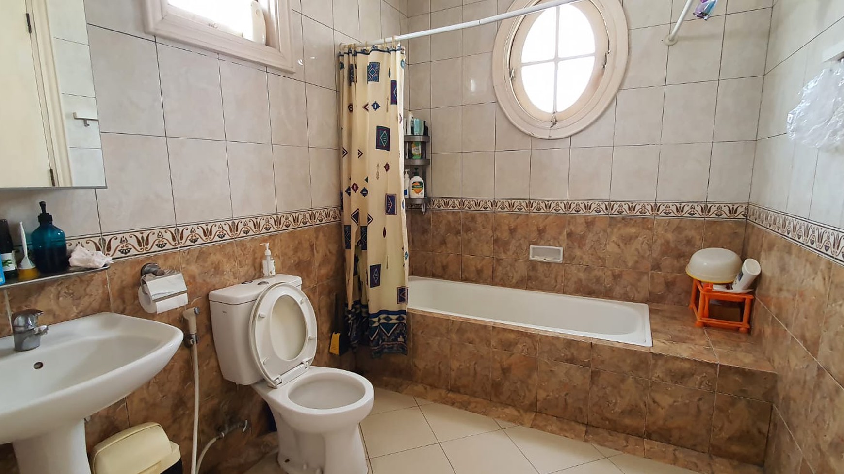 Rumah Asri, Tenang Di Cluster Narada Alam Sutera