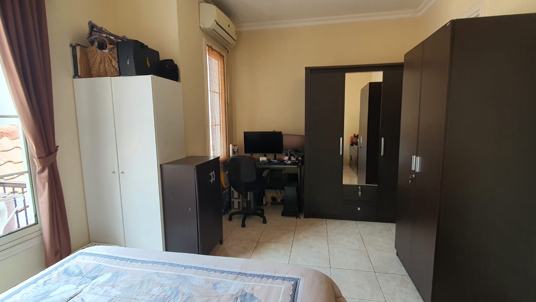 Rumah Asri, Tenang Di Cluster Narada Alam Sutera