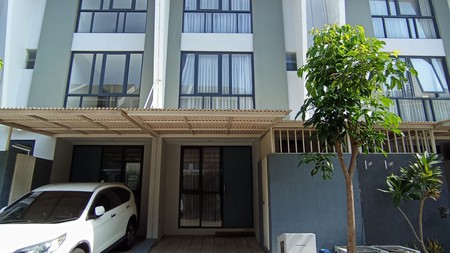 Rumah Cluster Serenade Royal Residence, Surabaya