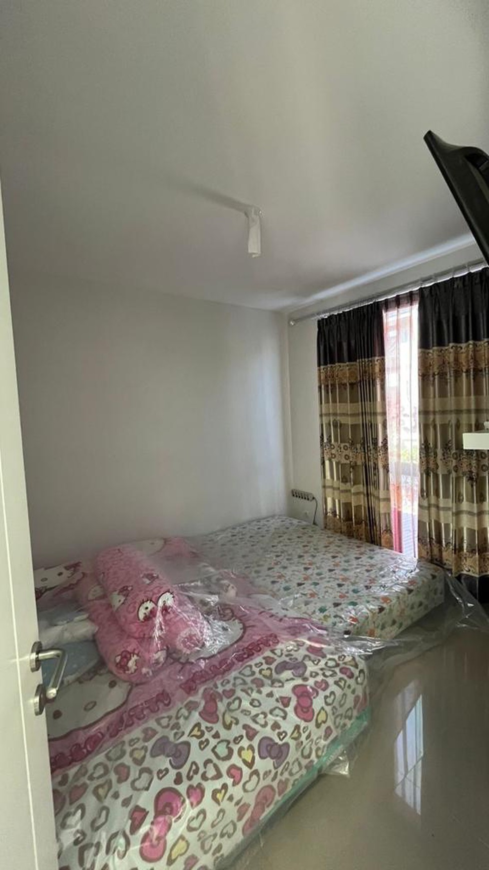 Rumah Cluster Serenade Royal Residence, Surabaya
