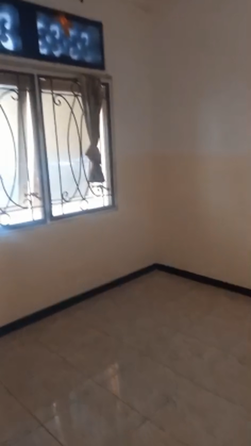 Rumah Disewakan Siap Huni di Surabaya Timur Wiguna Cepat BU