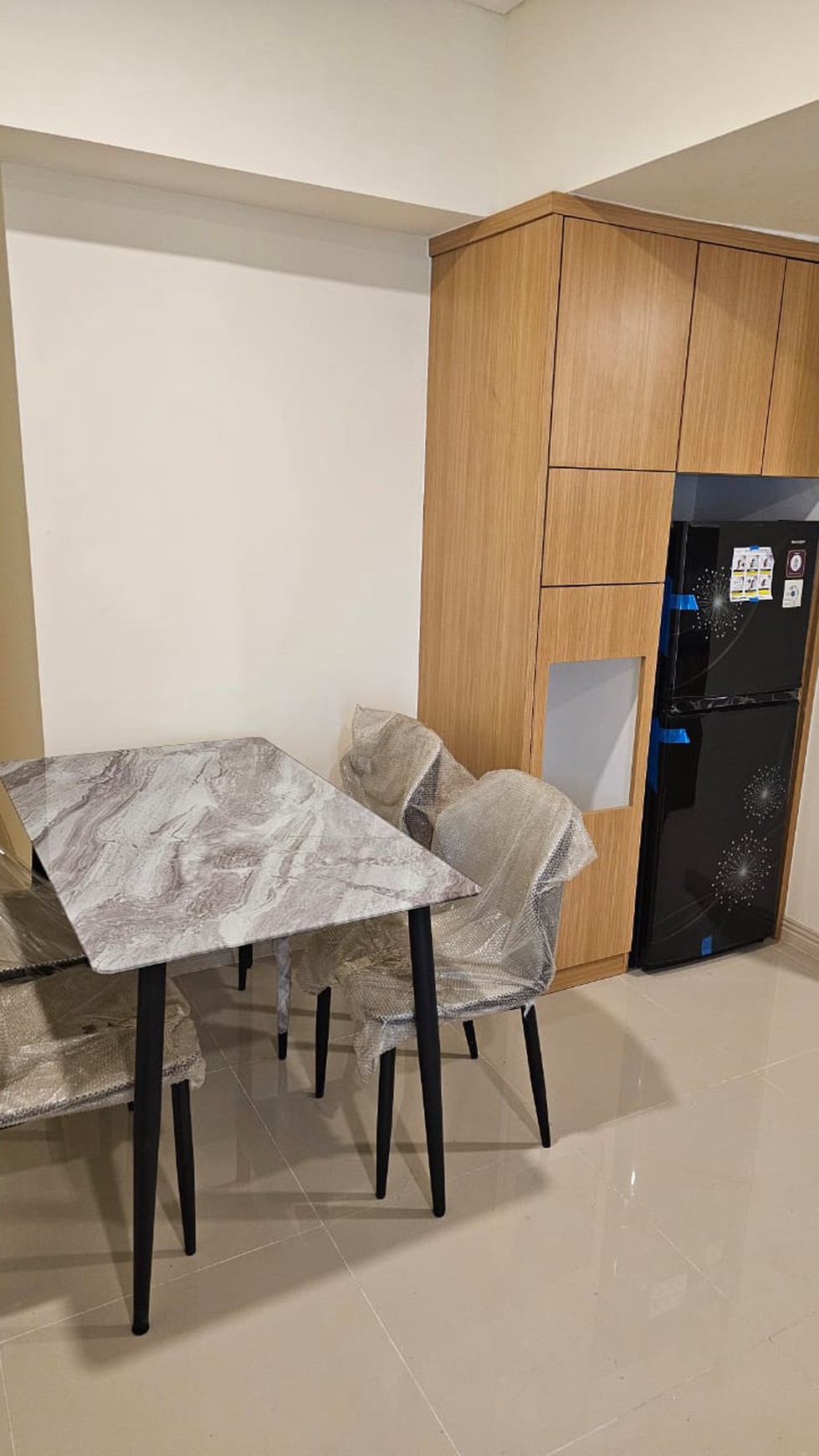Apartemen Meikarta Tipe 2 BR Full furnished (New)