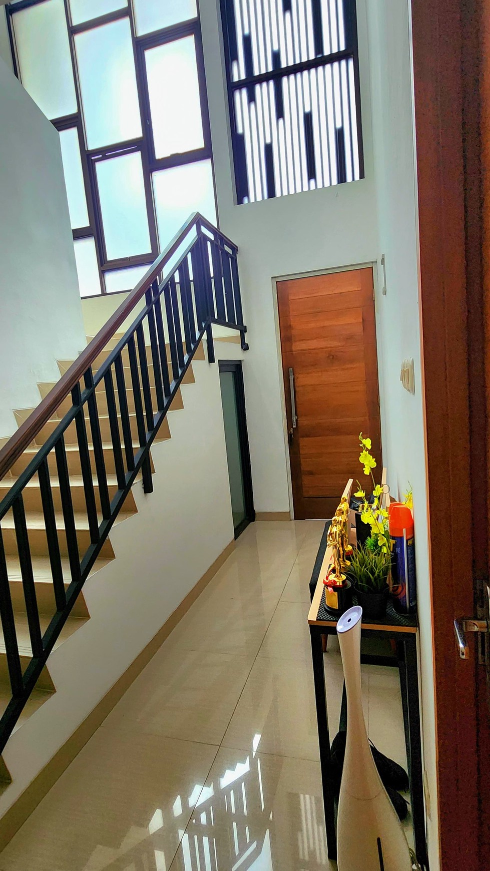 Rumah Minimalis Semi Furnished di Ciputat Timur - Dekat Sekolah dan RS