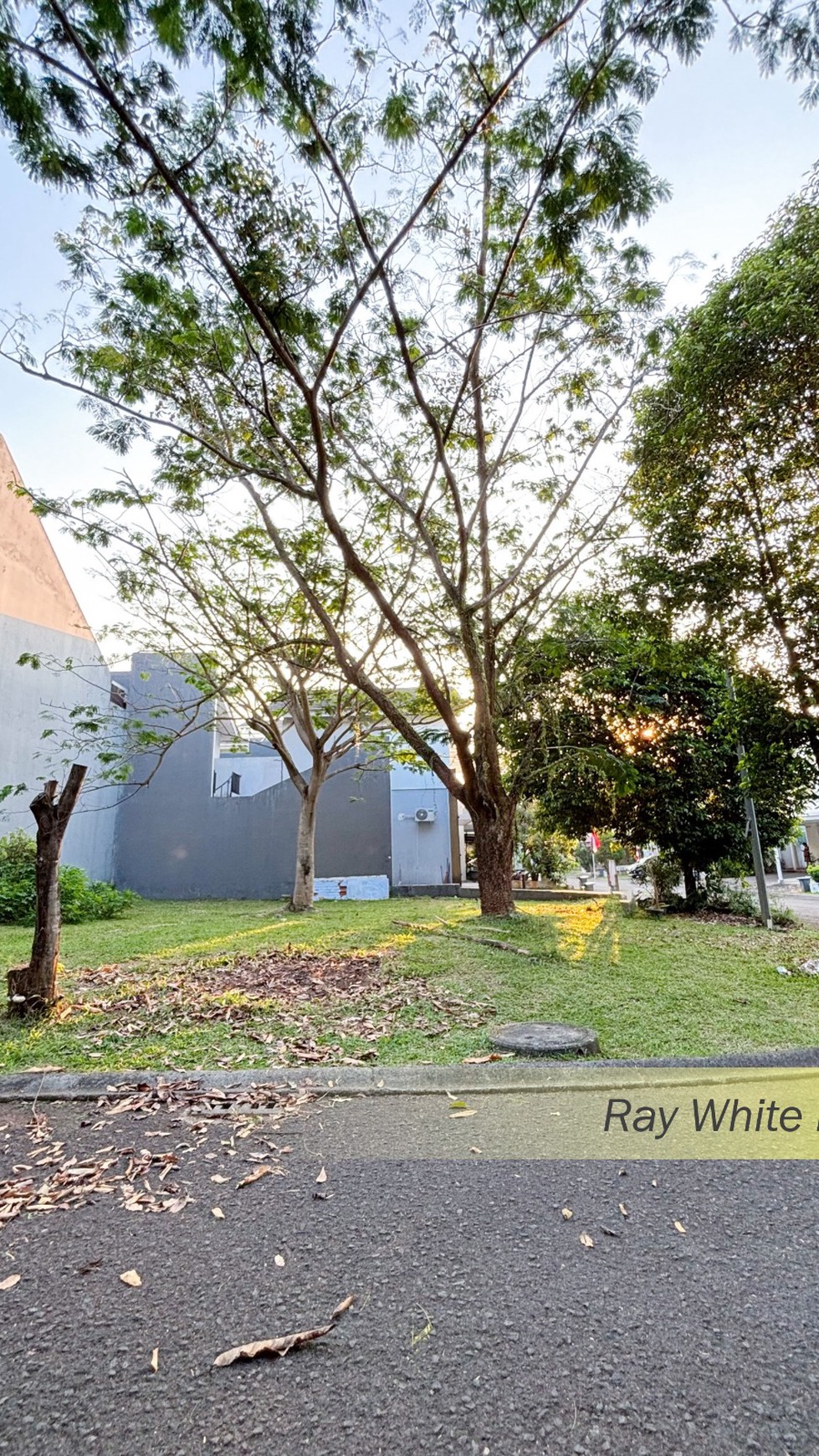 KAVLING SIAP BANGUN DALAM CLUSTER DI ICON BSD CITY, TANGERANG SELATAN.