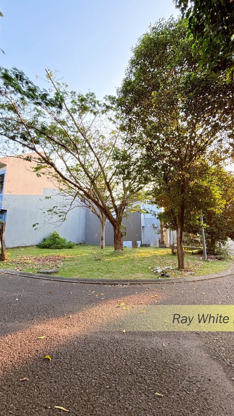 KAVLING SIAP BANGUN DALAM CLUSTER DI ICON BSD CITY, TANGERANG SELATAN.